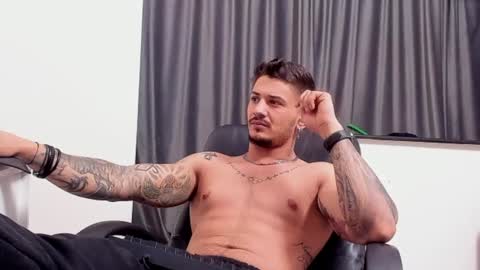 jonnyporn1 online show from 01-19-25, 08:51