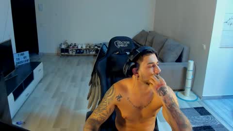 jonnyporn1 online show from 11-19-25, 09:37