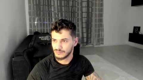 jonnyporn1 online show from 02-10-26, 03:32