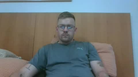 jonoy1995 online show from 03-03-25, 03:52