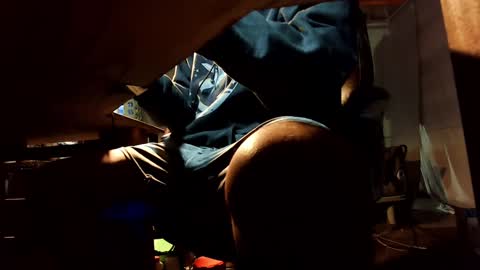 Jonathon Swift online show from 12-24-24, 06:44