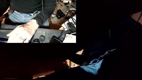 Snapshot of jontn_swift chatting on 12-04-25, 06:01 Jonathon Swift online show from 12-04-25, 06:01