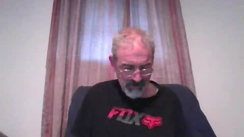 Snapshot of jony_five chatting on 12-15-24, 05:31 Jon online show from 12-15-24, 05:31