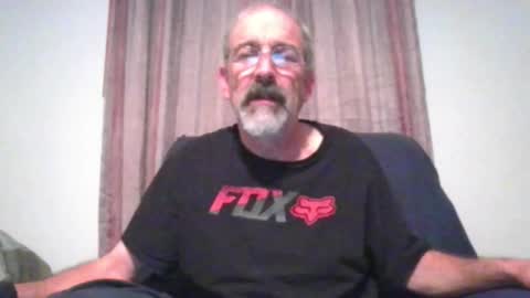 Snapshot of jony_five chatting on 12-16-24, 01:21 Jon online show from 12-16-24, 01:21