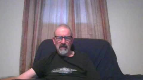 Snapshot of jony_five chatting on 01-19-25, 06:43 Jon online show from 01-19-25, 06:43
