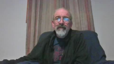 Snapshot of jony_five chatting on 03-10-25, 12:07 Jon online show from 03-10-25, 12:07
