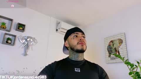 Snapshot of jordansmiith_ chatting on 02-12-26, 08:26 Jordan Smith online show from 02-12-26, 08:26