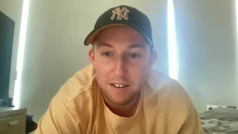 Snapshot of jorddiickzilla chatting on 01-15-26, 04:06 jorddiickzilla online show from 01-15-26, 04:06