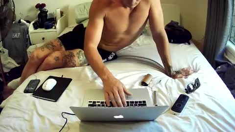 jords8700 online show from 02-05-26, 03:44