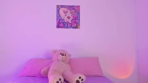 Snapshot of jordy_and_sofi chatting on 02-20-26, 08:31 JORDY AND SOFI online show from 02-20-26, 08:31