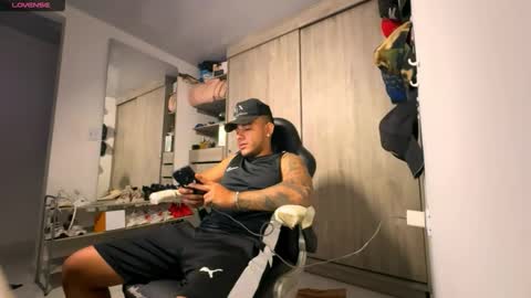 DAVID online show from 11-08-25, 01:39