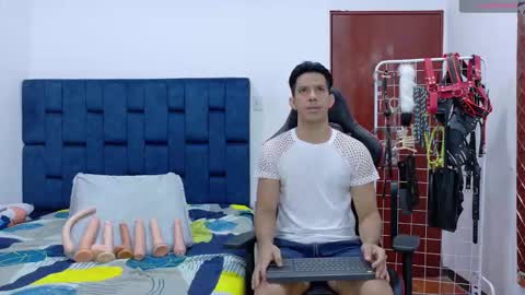 jose_rumbero91 online show from 01-17-26, 11:48