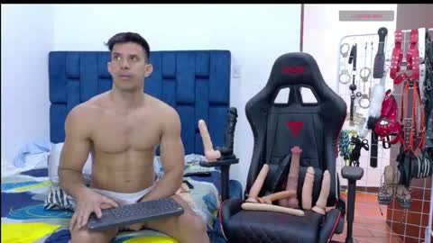 jose_rumbero91 online show from 04-18-26, 07:58