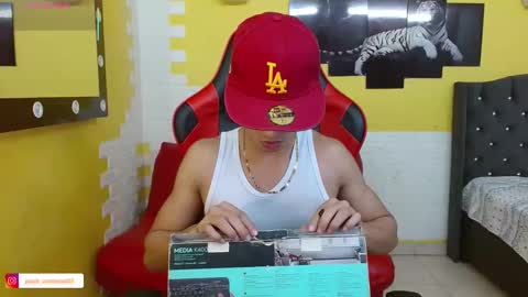 jose_sexycumm online show from 11-20-25, 07:24