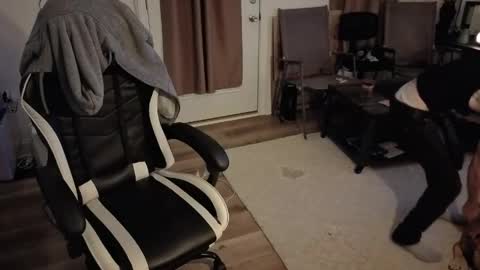 Josef online show from 05-17-26, 03:48