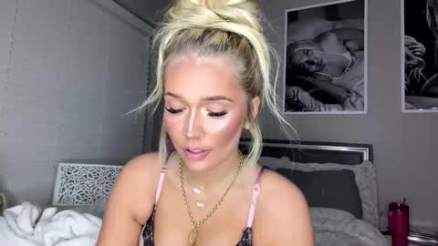 joselinehickss online show from 04-01-26, 06:03