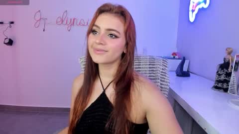 Snapshot of joselynsweet chatting on 02-07-26, 06:22 Sofia Garcia online show from 02-07-26, 06:22