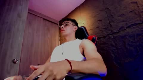 Snapshot of joseph__boy chatting on 10-22-25, 11:43 JOSEPH online show from 10-22-25, 11:43