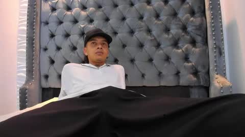 Snapshot of joseph_vans chatting on 04-16-26, 03:40 joseph_vans online show from 04-16-26, 03:40