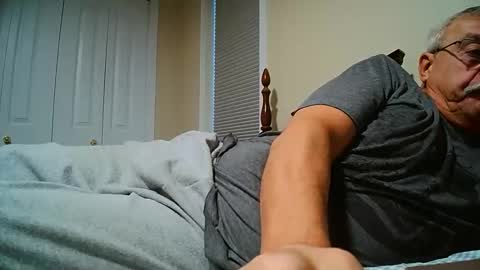 josephgr2021 online show from 11-10-25, 03:33