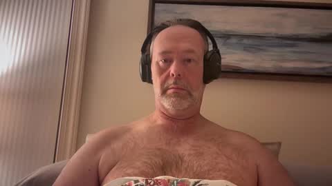 Snapshot of josh36sd chatting on 12-26-24, 01:40 Josh online show from 12-26-24, 01:40