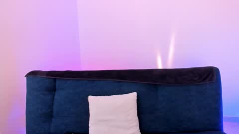 Snapshot of josh_and_val chatting on 10-02-25, 07:54 Josh Val online show from 10-02-25, 07:54