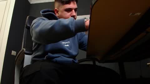 JoshKnight online show from 12-28-24, 05:44