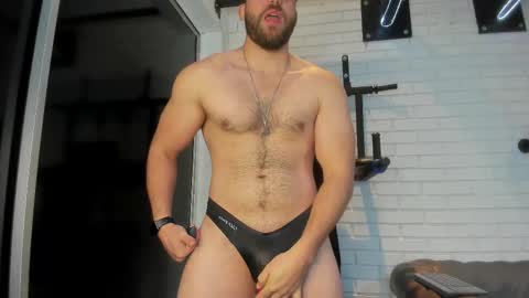 Snapshot of joshualyon chatting on 03-01-25, 02:44 Joshua The Lion online show from 03-01-25, 02:44