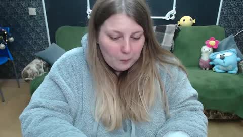 josiesun771 online show from 02-16-25, 05:04