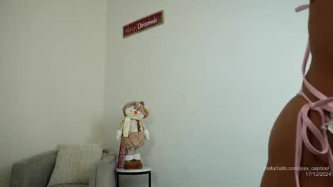 Snapshot of joss_caprice chatting on 12-17-24, 12:00 Joss online show from 12-17-24, 12:00