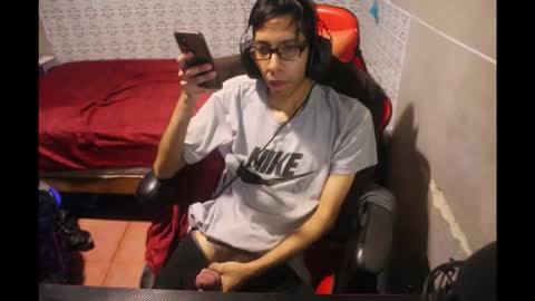 Snapshot of josssss666 chatting on 11-24-25, 07:19 josssss666 online show from 11-24-25, 07:19