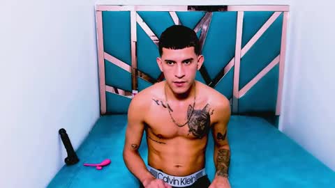 josue_linares online show from 09-25-25, 02:48