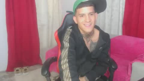 josue_linares online show from 11-07-25, 03:50
