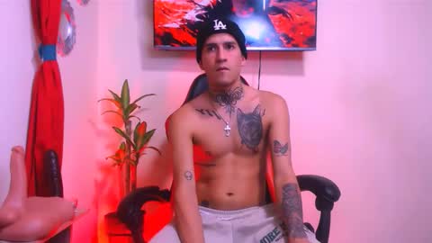 josue_linares online show from 05-20-26, 07:03