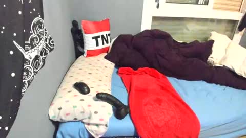 Yazzu online show from 03-28-26, 08:19
