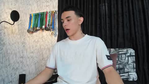 Im Jouliano online show from 01-08-25, 08:50