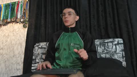 Im Jouliano online show from 01-17-25, 09:39