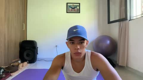 Im Jouliano online show from 05-15-26, 03:30