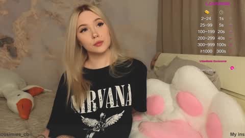 Snapshot of jousimies chatting on 01-10-25, 12:36 Jane online show from 01-10-25, 12:36