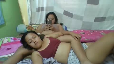 joy_esmeralda2345 online show from 05-19-26, 01:56