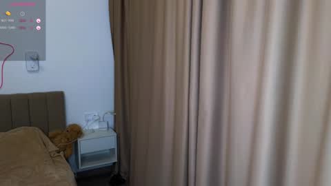 Snapshot of joybunny chatting on 12-14-24, 12:44 joybunny online show from 12-14-24, 12:44