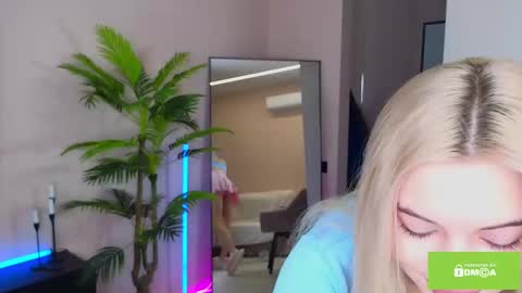 Snapshot of joybunny chatting on 02-10-25, 08:20 joybunny online show from 02-10-25, 08:20