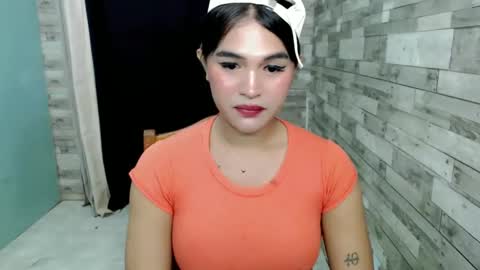 Snapshot of joycum_xxx chatting on 12-10-24, 01:43 JOY in your heart online show from 12-10-24, 01:43