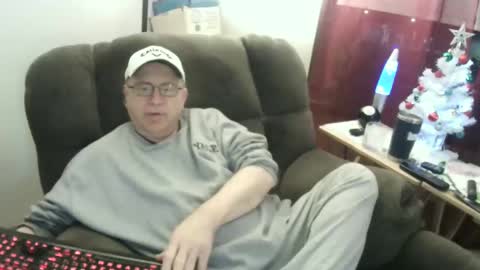 jpmel99 online show from 12-15-24, 12:07