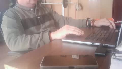 Snapshot of jraiven chatting on 04-17-26, 07:06 Soy Rai online show from 04-17-26, 07:06