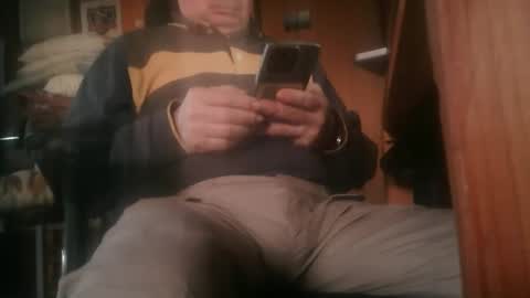 Snapshot of jraiven chatting on 05-23-26, 09:41 Soy Rai online show from 05-23-26, 09:41