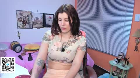 Camila Buitrago online show from 09-25-25, 12:25