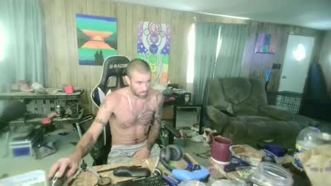 jrizzle1111 online show from 09-09-25, 12:37