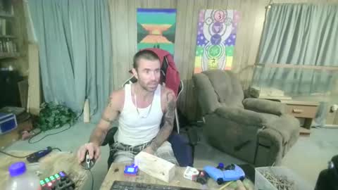 jrizzle1111 online show from 09-28-25, 08:09