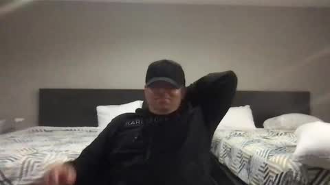 jrlovespssy online show from 02-07-26, 05:55